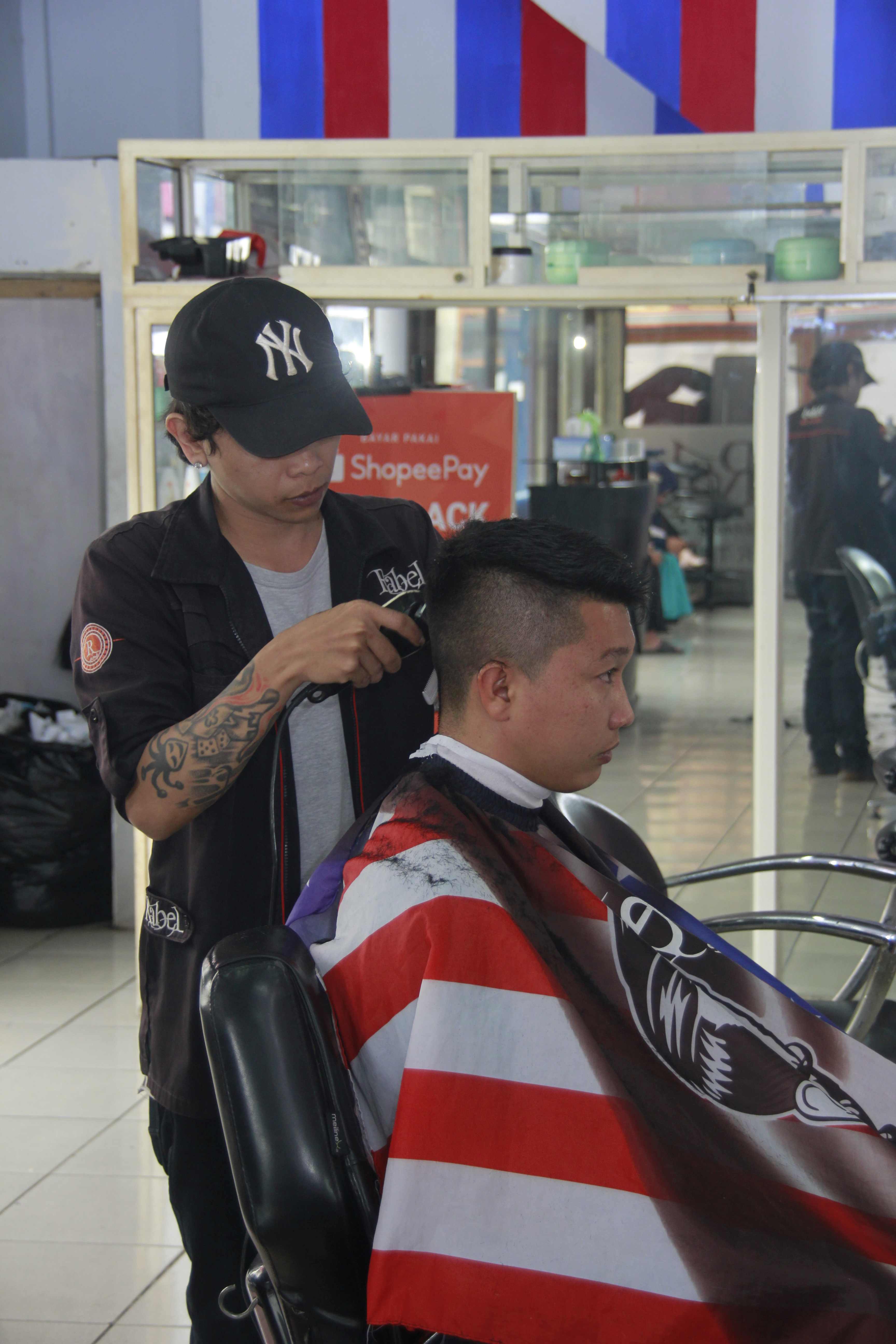 Tempat Barbershop Di Kecamatan Sukun Keren