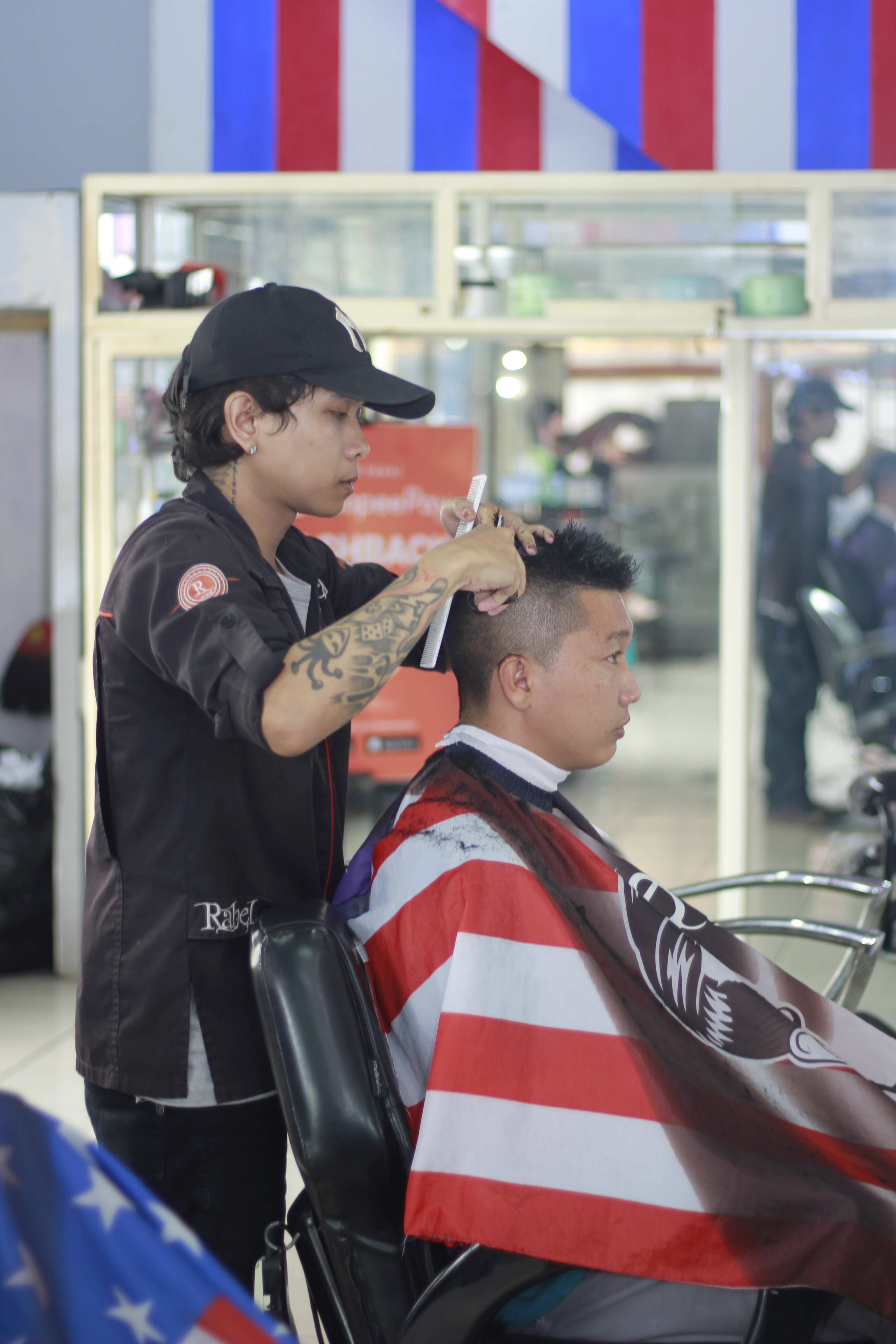 Jasa Barbershop Di Kelurahan Sukun Profesional