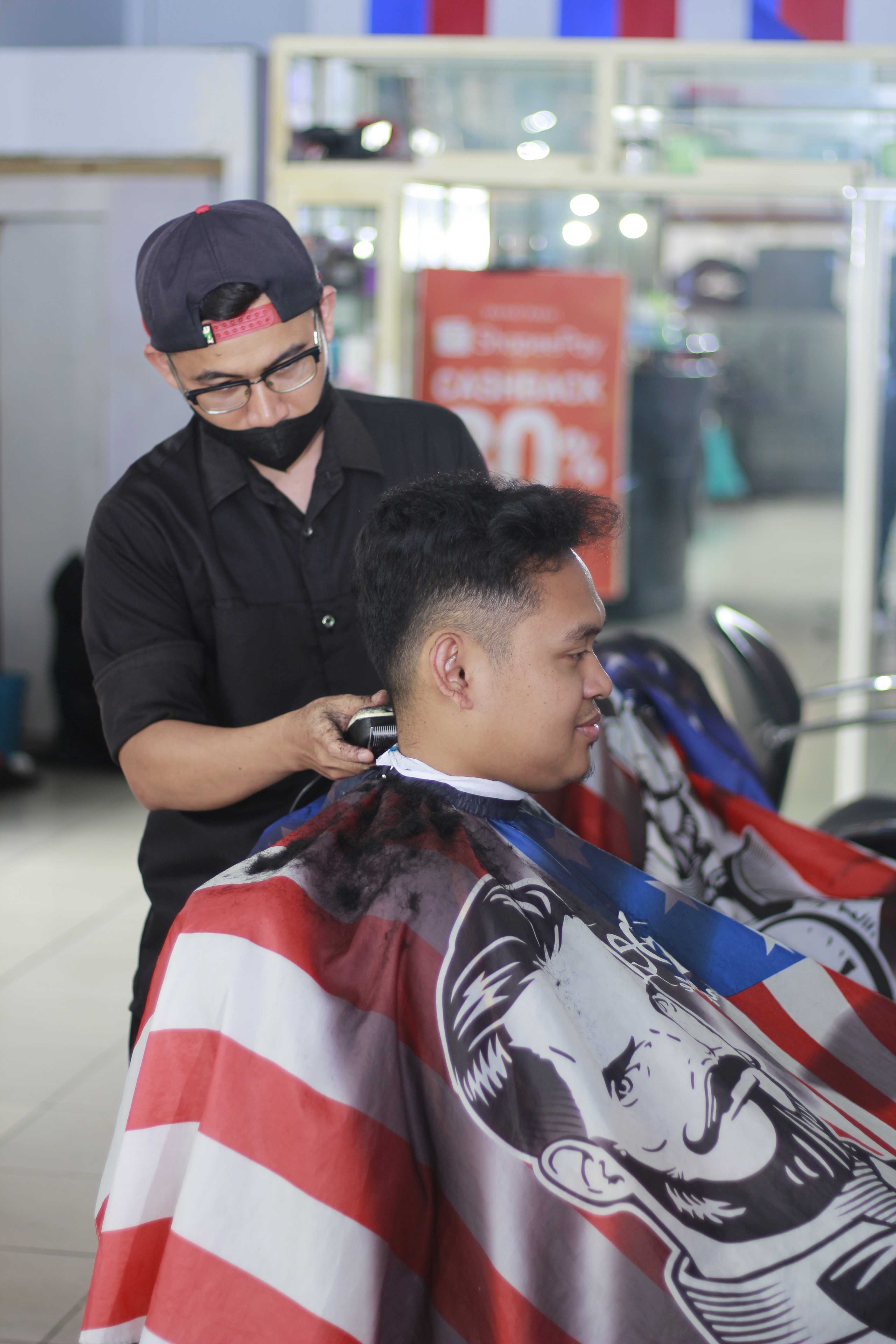 Tempat Barbershop Di Kelurahan Sawojajar Murah