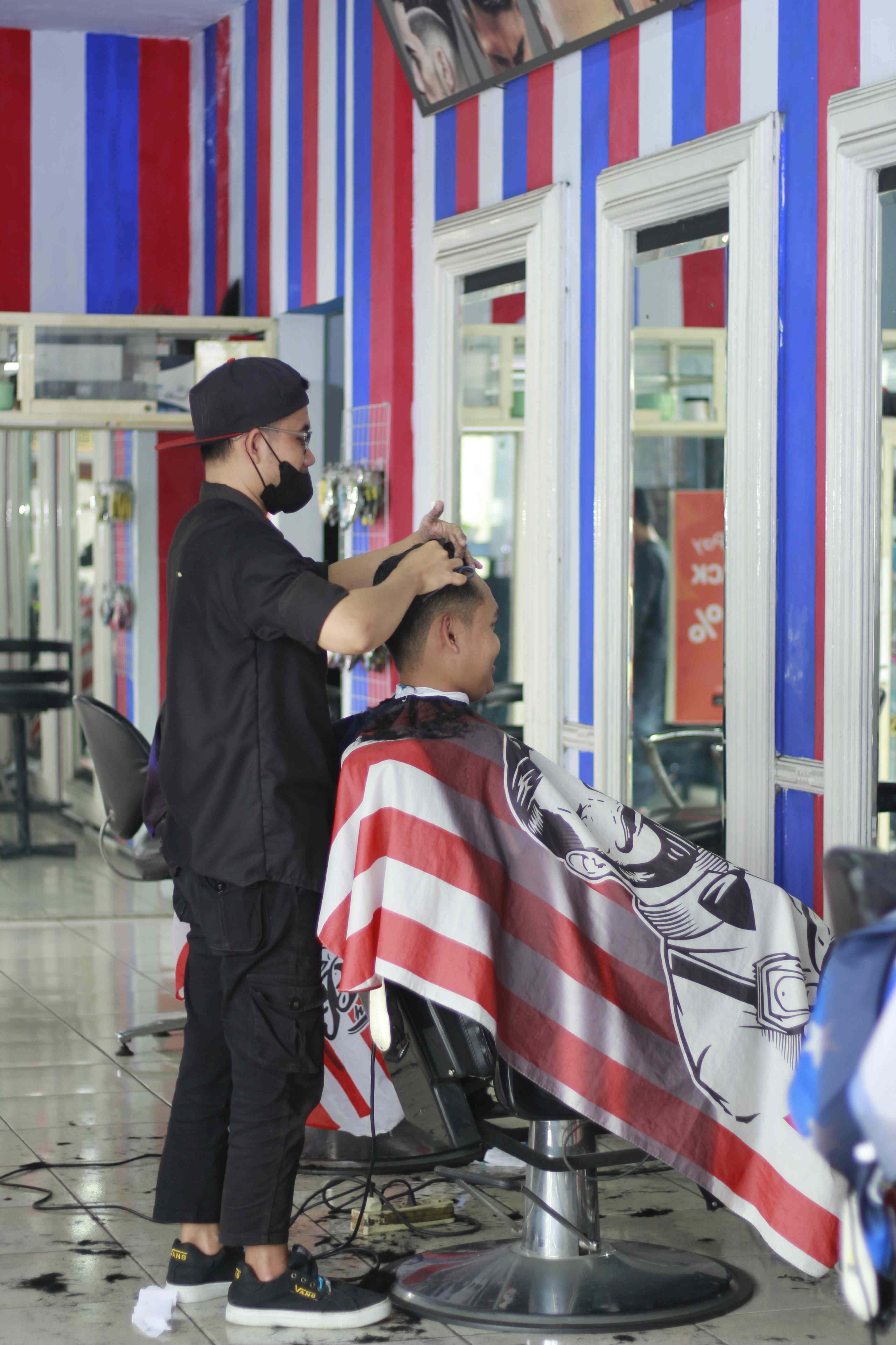 Rekomendasi Tempat Barbershop Di Kelurahan Polehan Keren