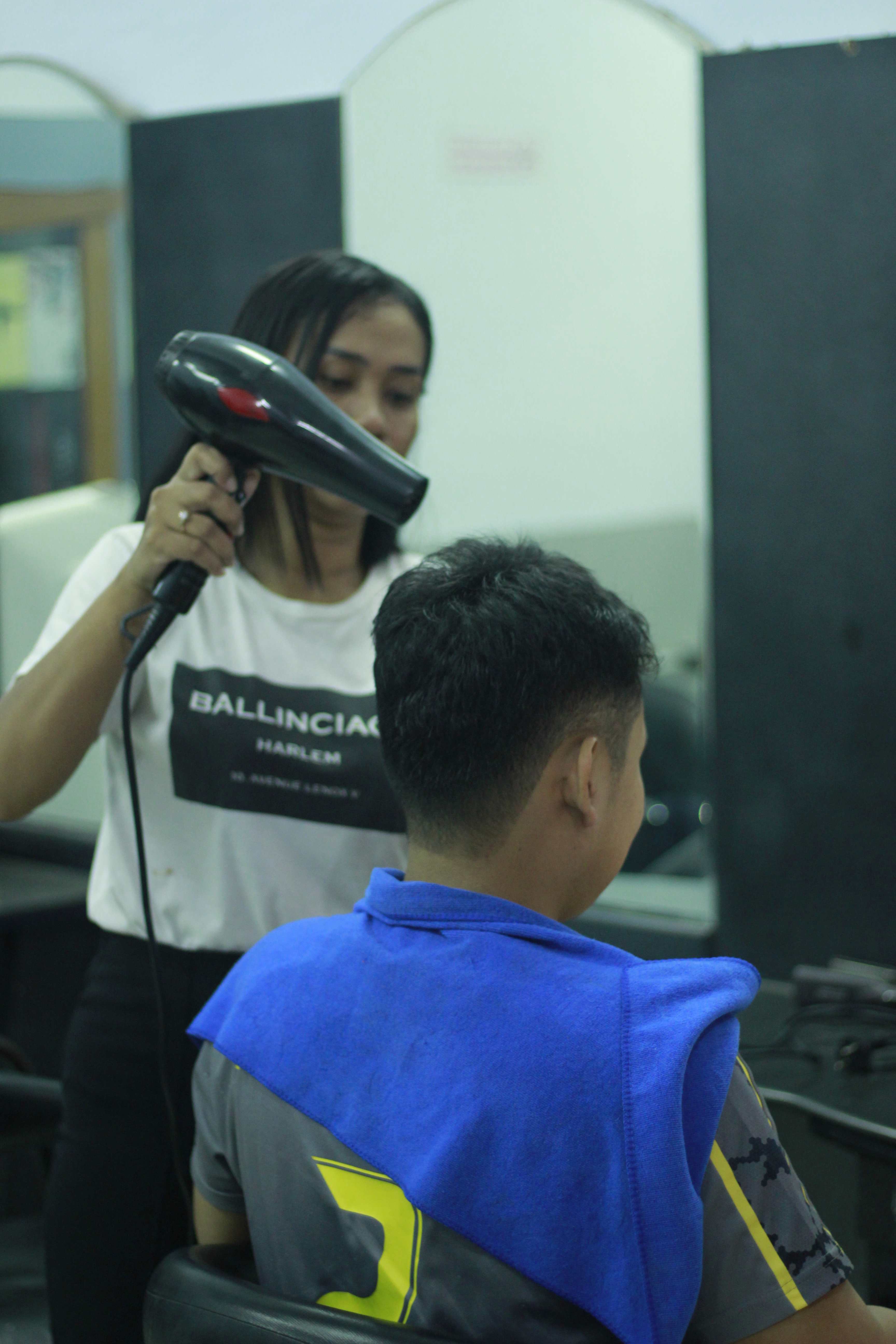 Lokasi Tempat Cukur Rambut Di Kelurahan Arjosari Profesional