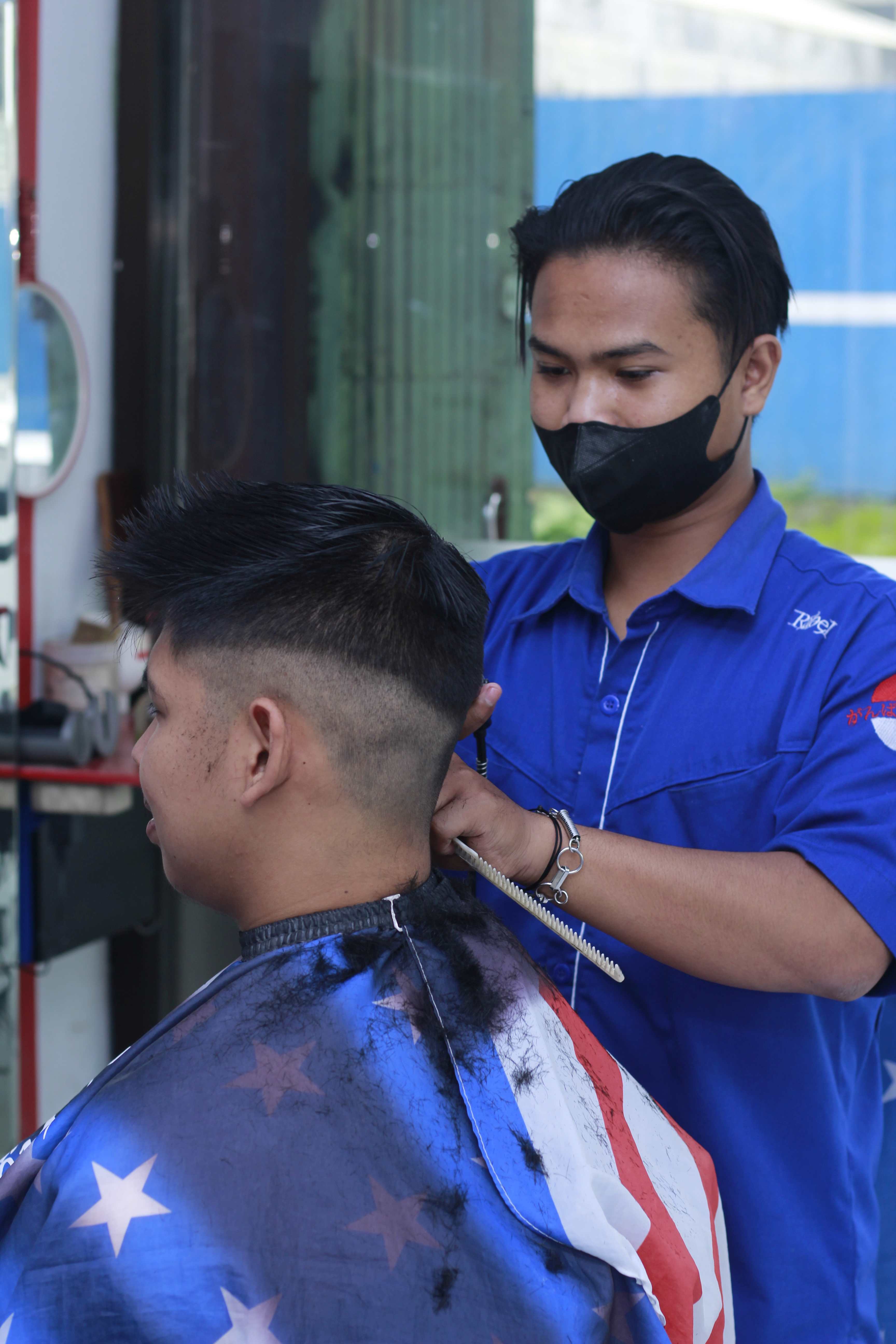 Jasa Barbershop Di Kelurahan Kesatrian Keren