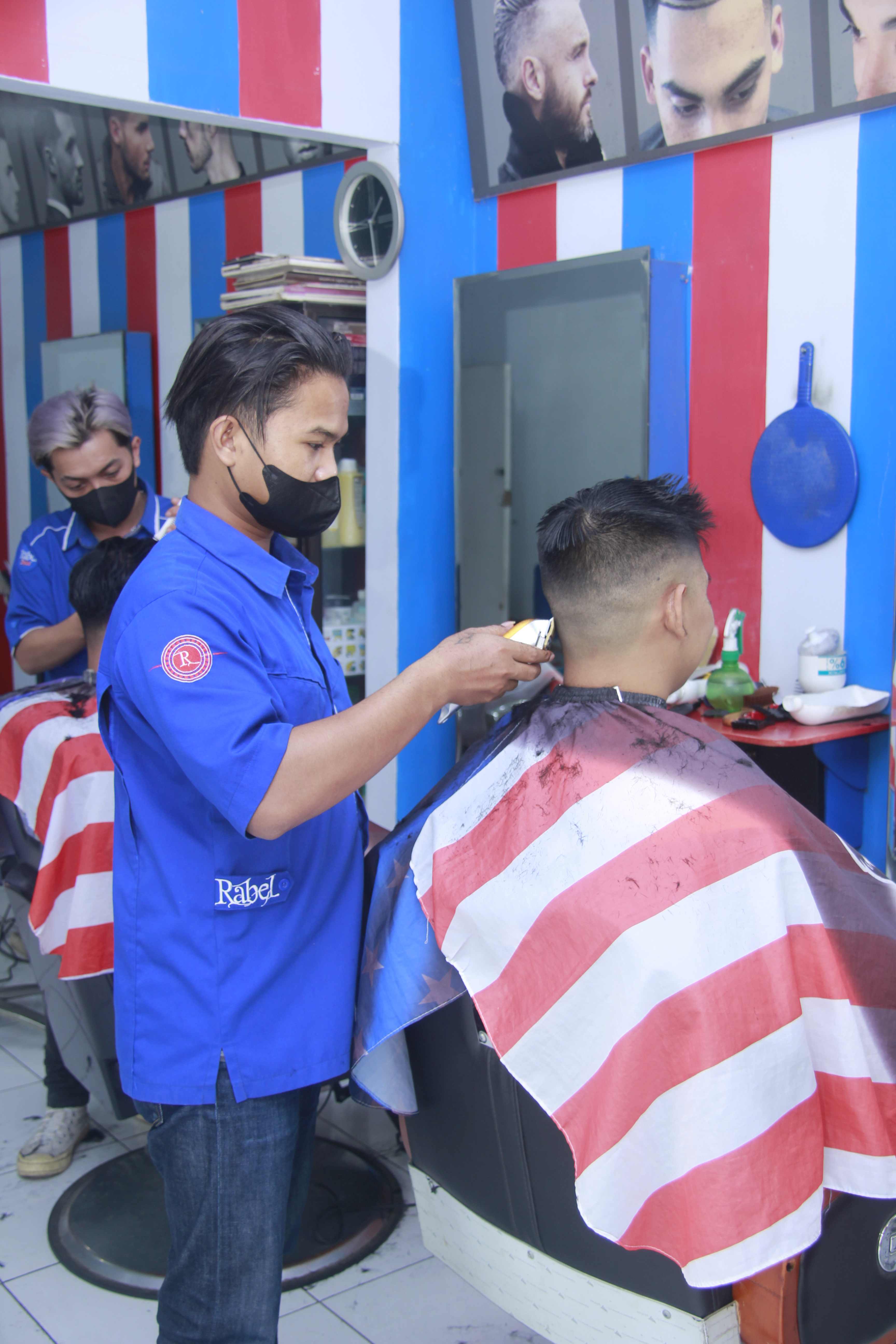 Jasa Barbershop Di Kelurahan Jatimulyo	 Profesional