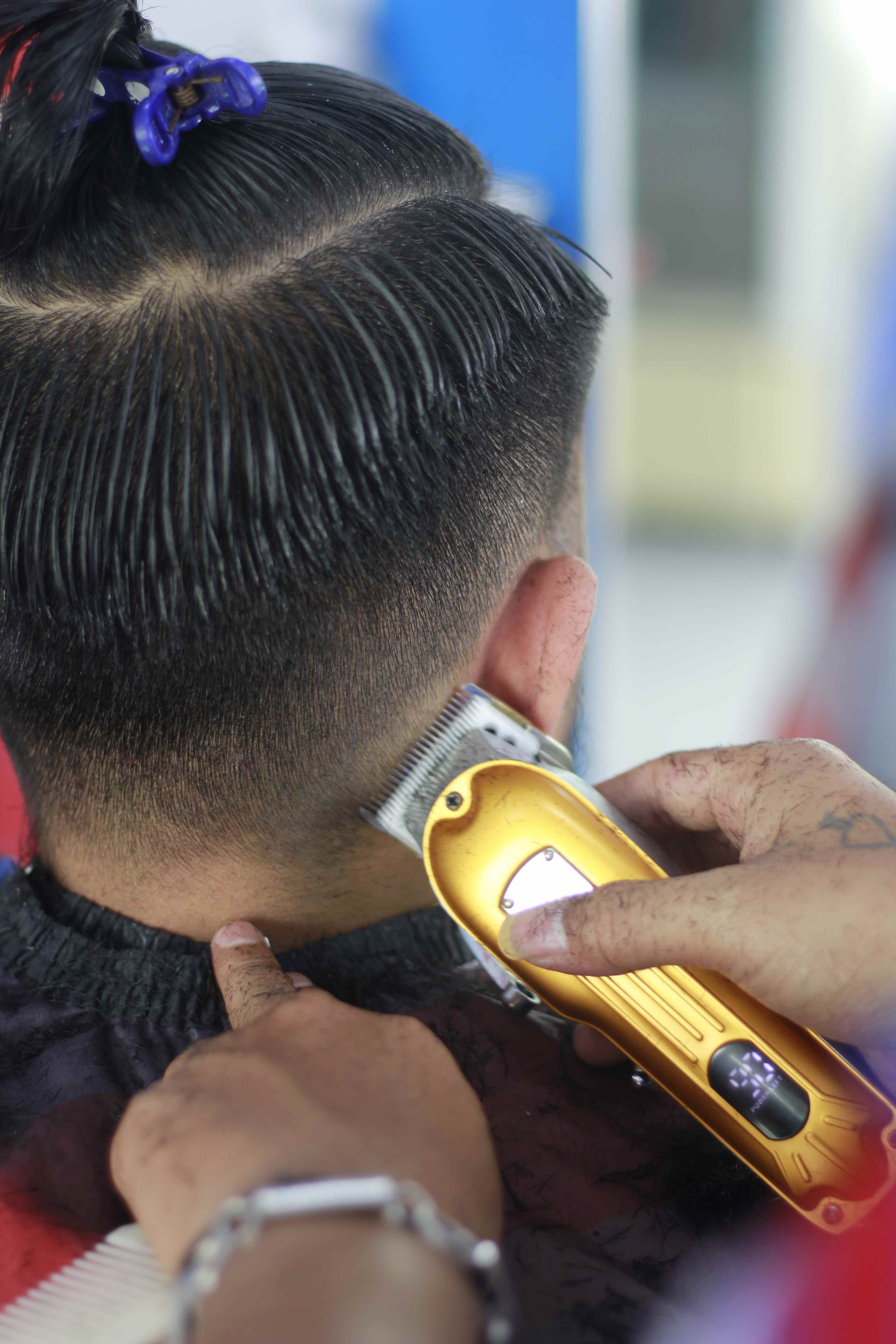 Harga Barbershop Di Kelurahan Jatimulyo	 Profesional