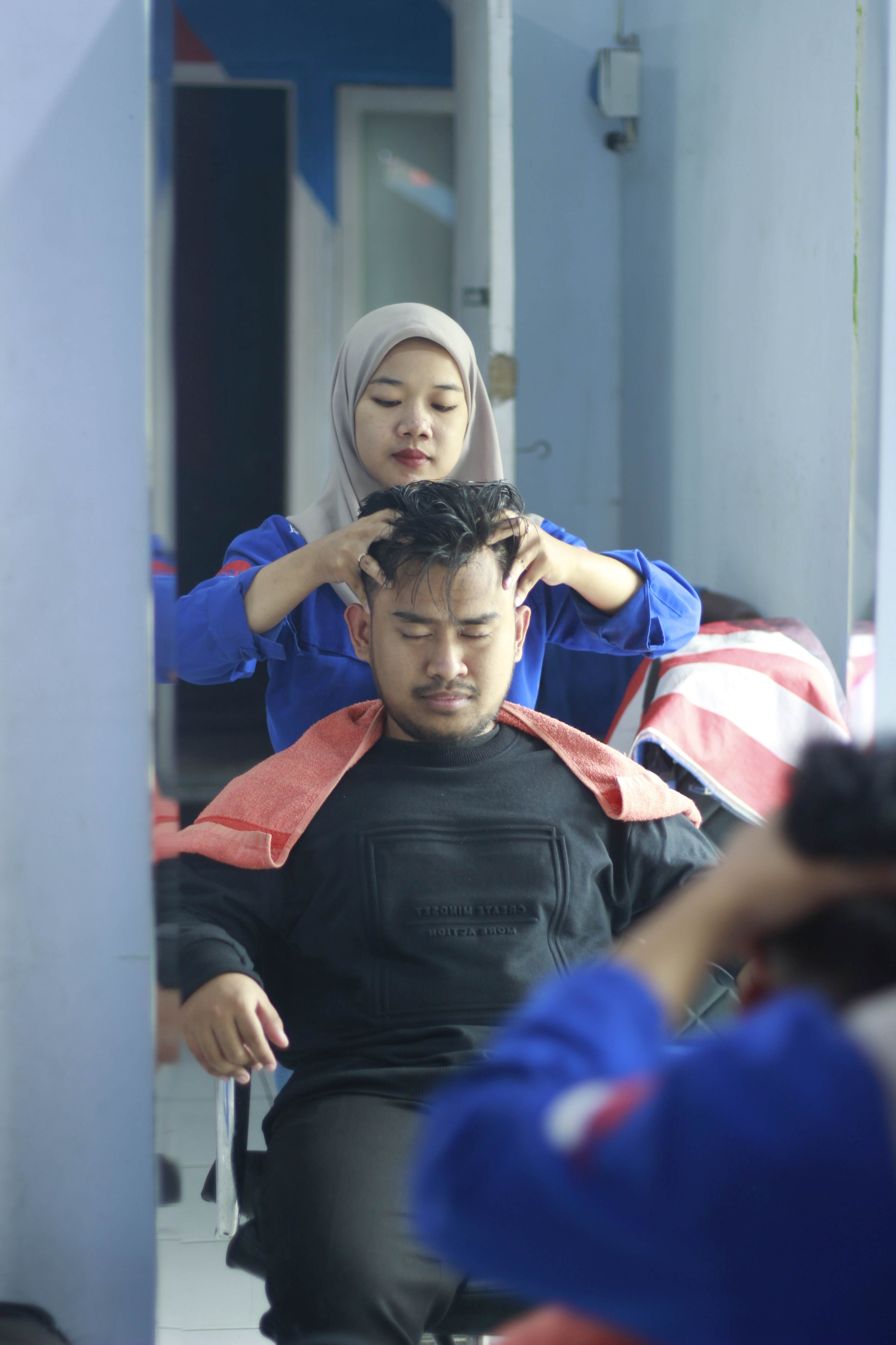 Harga Cukur Rambut Di Kelurahan Tlogowaru Murah
